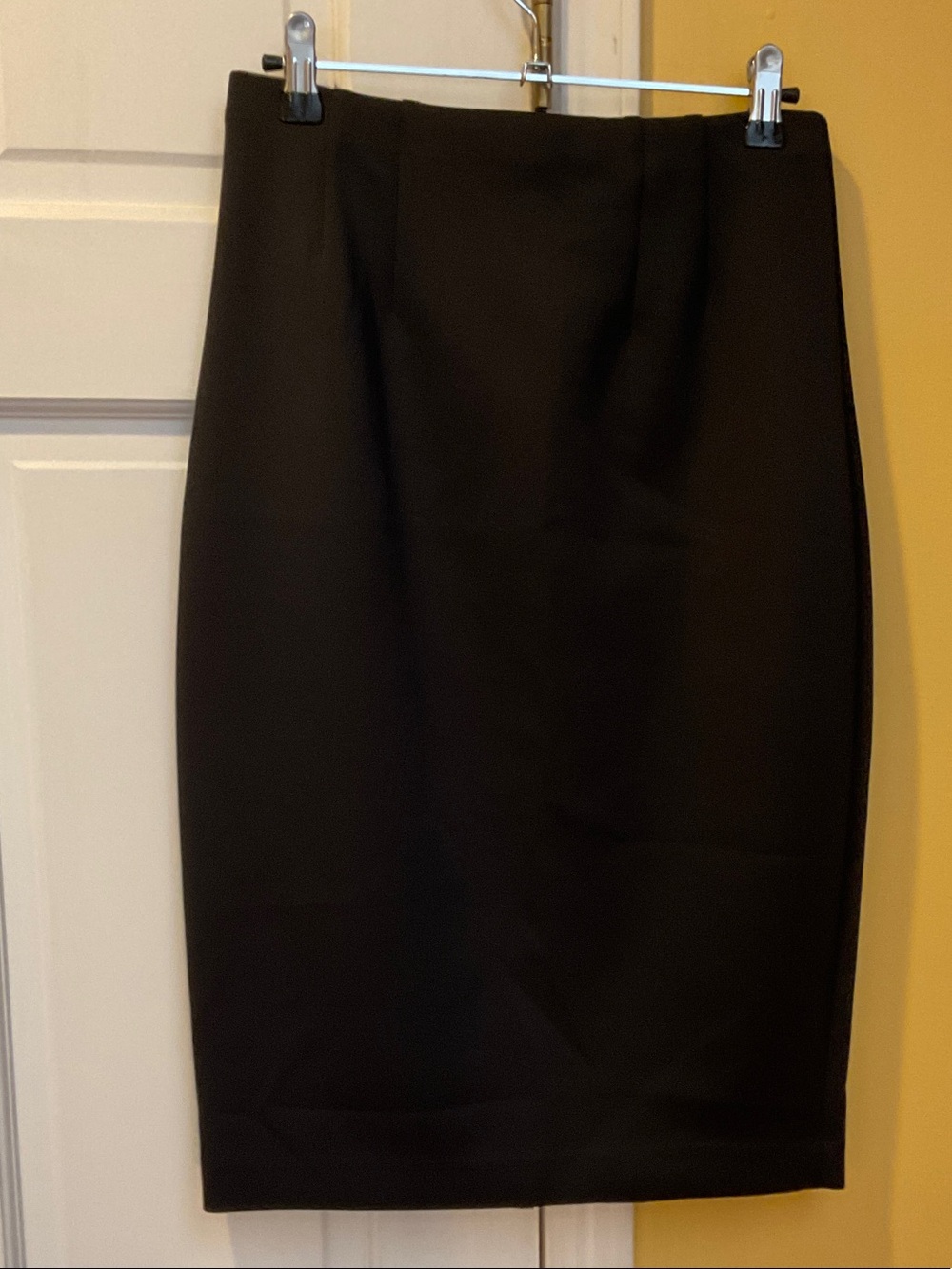 Express Classic Black Pencil Skirt, size small